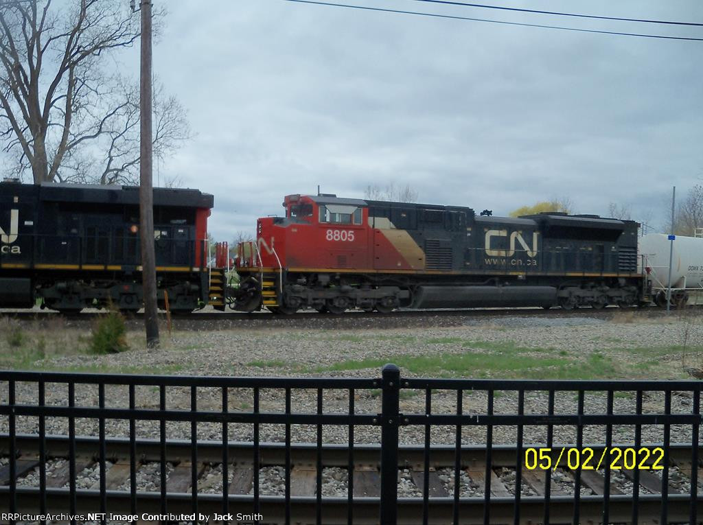 CN 8805